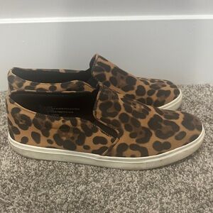 📌3 for $20”📌Leopard Print Slip-On Sneakers size 10